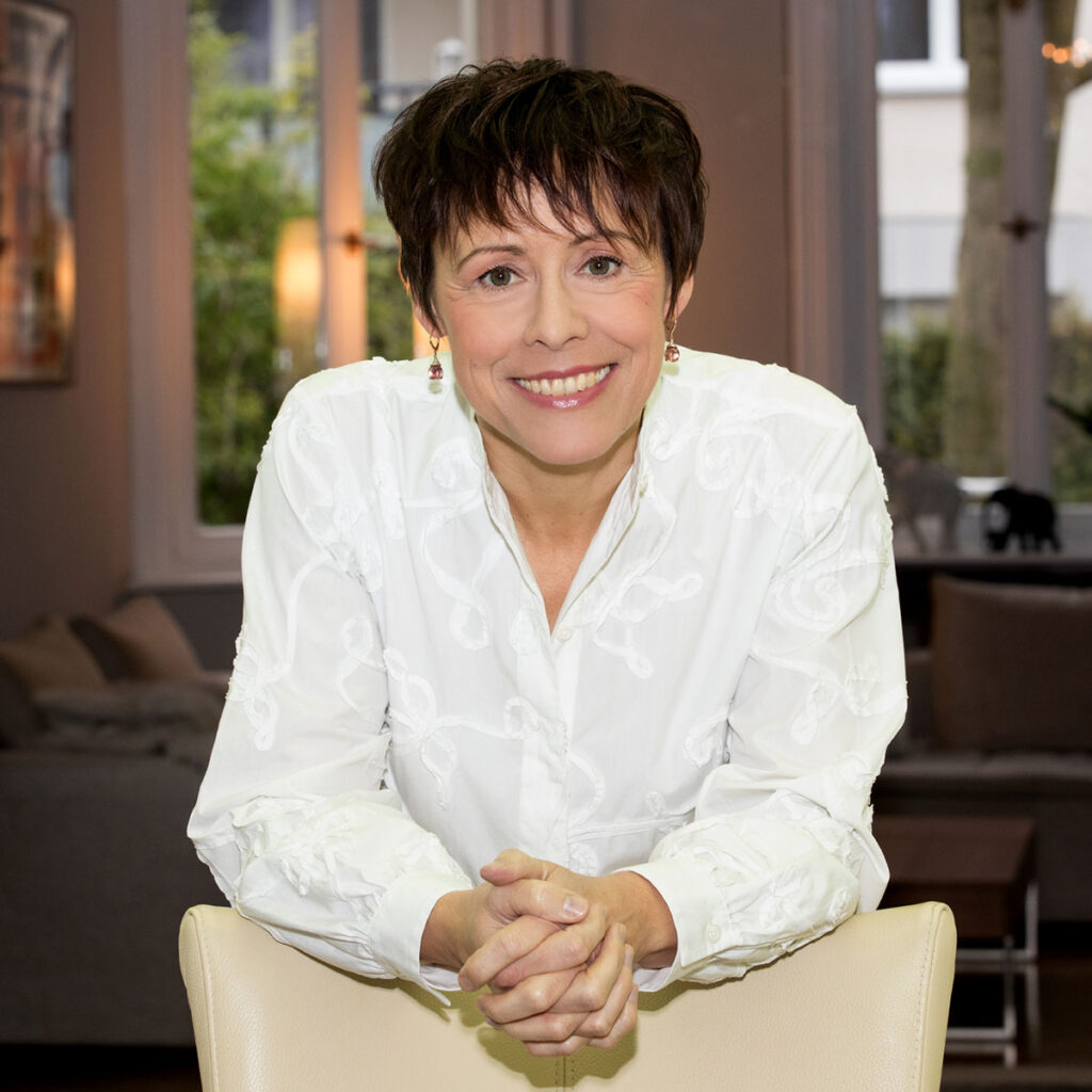Rechtsanwältin und Notarin Dr. Stefanie von Werder